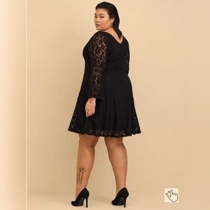 Mini Lace Trapeze Dress w/ Bell Sleeves